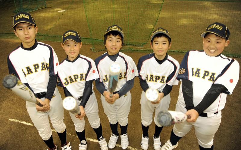 五輪に出るみたい 県内5児童がソフト代表に 3 22から豪で国際大会 高知新聞