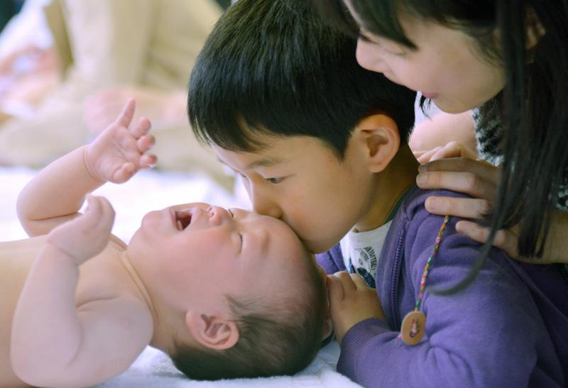 小さな命 健やかに 高知市で赤ちゃん会 高知新聞