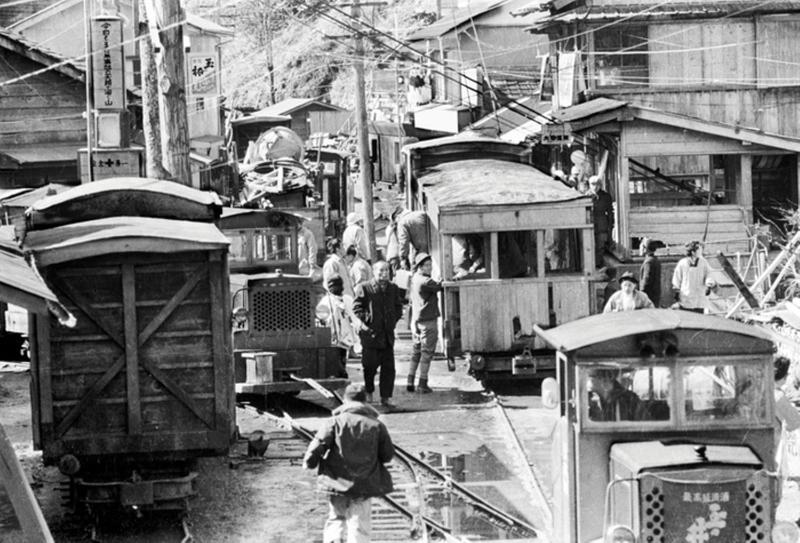 森林鉄道の繁栄を生き生きと 元魚梁瀬営林署員が香美市で写真展 高知新聞 森林鉄道の繁栄を生き生きと 元魚梁瀬営林署員が香美市で写真展 高知新聞