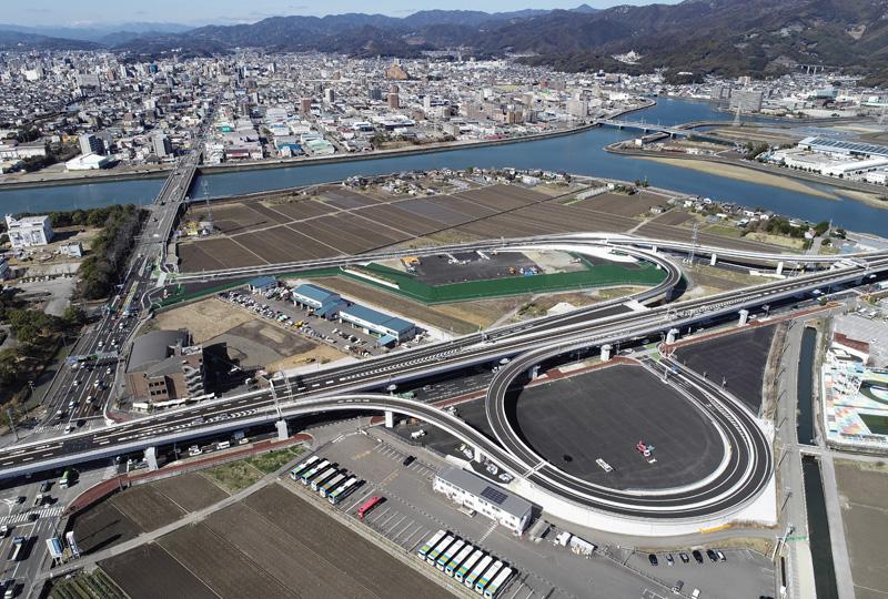 つながる道 広がる可能性 高知南国道路２ ２７全通 高知新聞